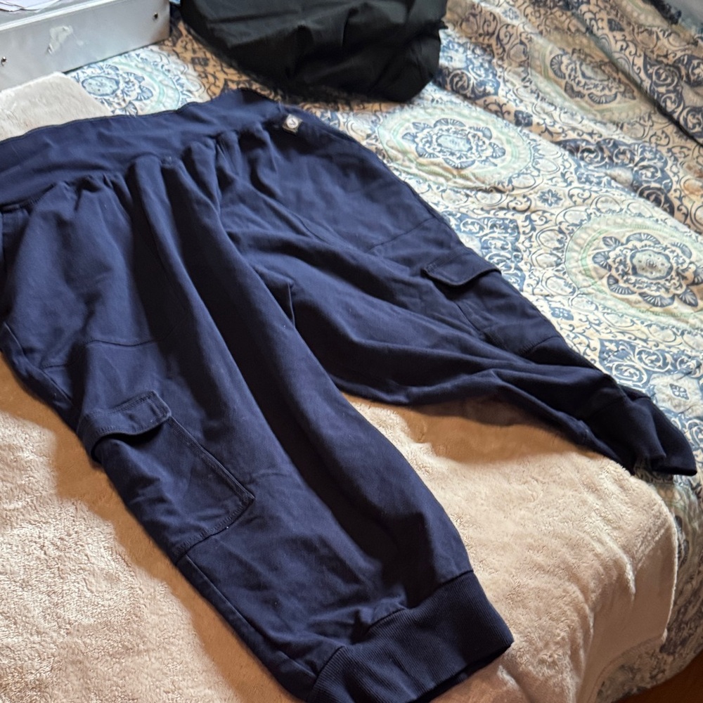Lane Bryant Navy Capris